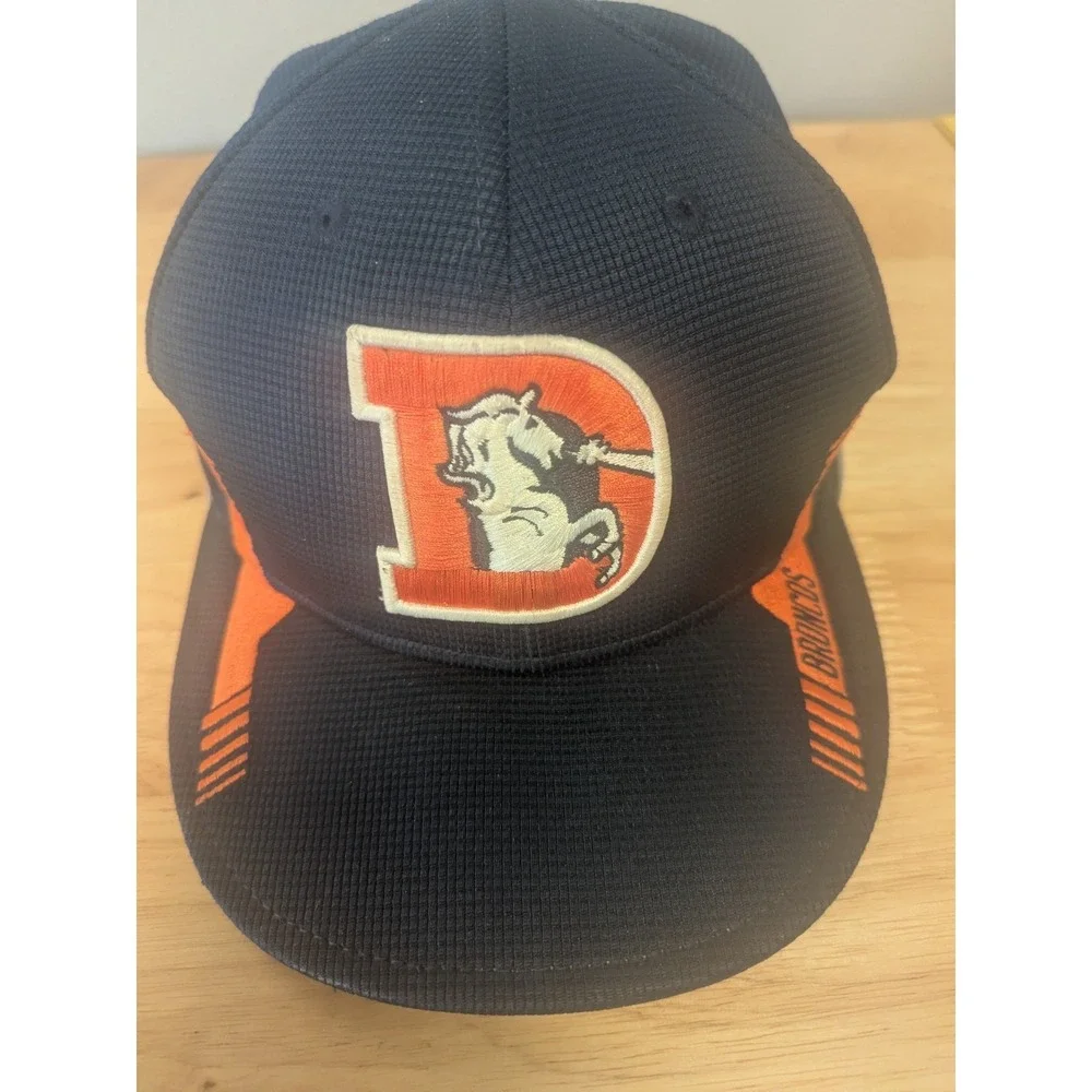 New Era Denver Broncos Throwback  Patch 59FIFTY‎ Fitted Hat 7 3/8